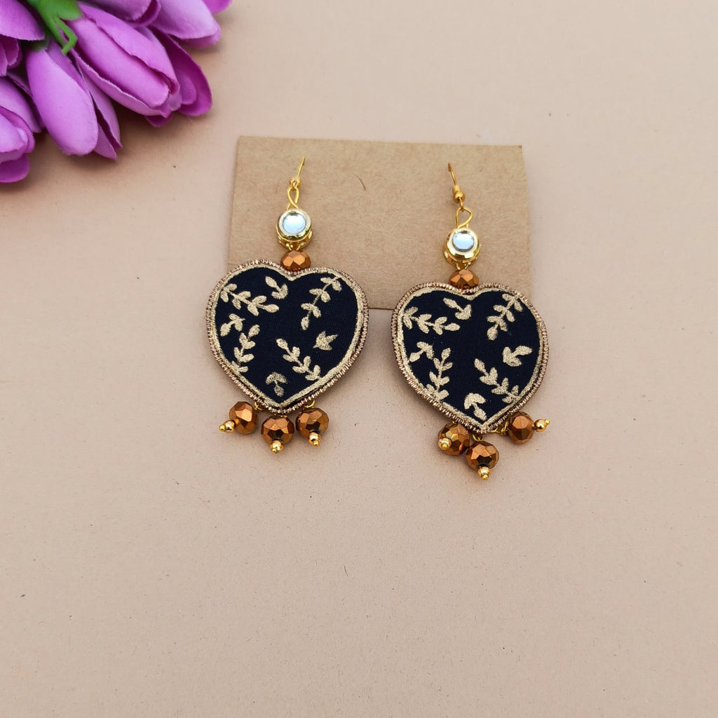Sunehra Dil Hanging earrings