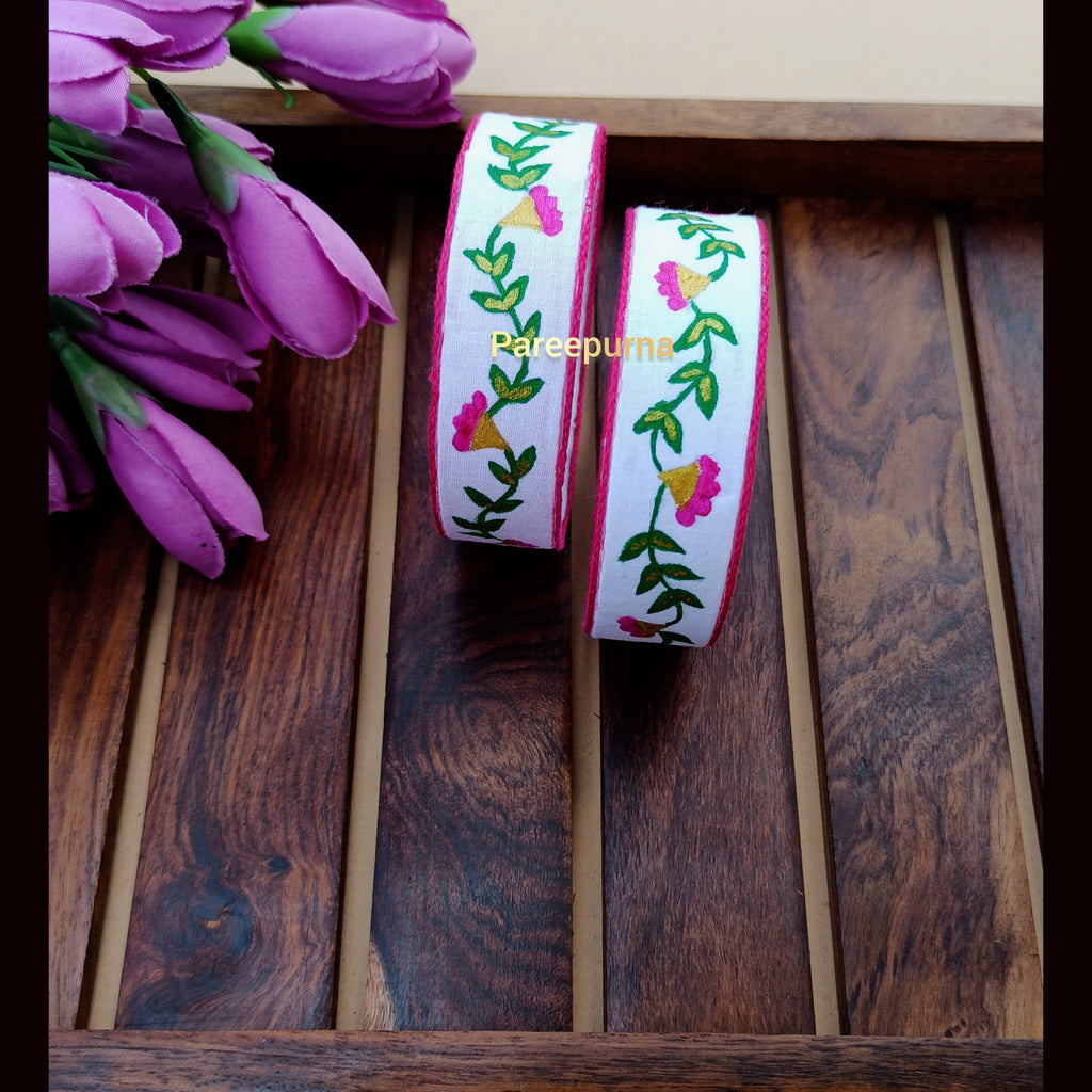 Hand-painted White Floral Bangles