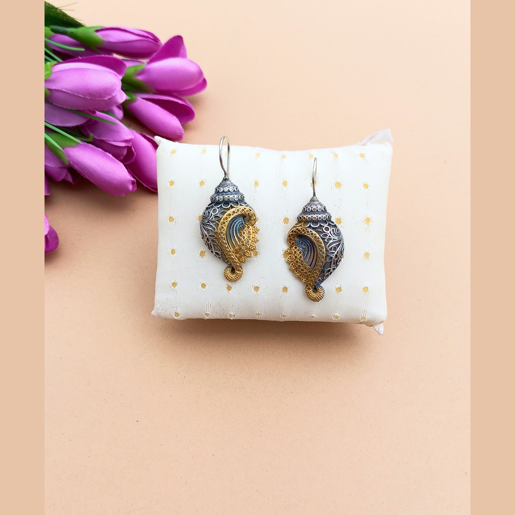 Shankh Shell Dual tone Earrings in