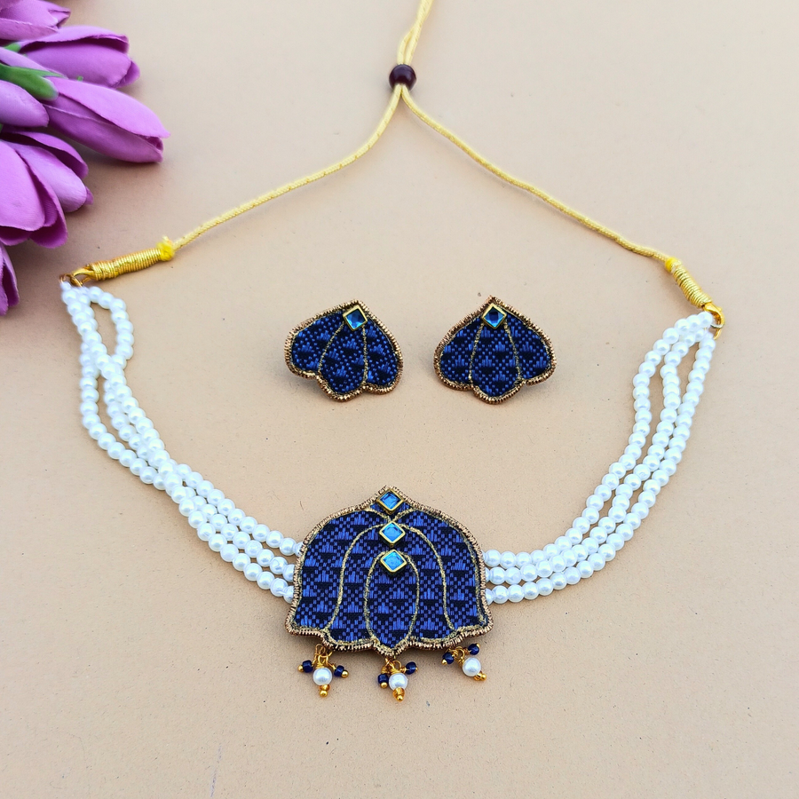 Neelanjala Choker