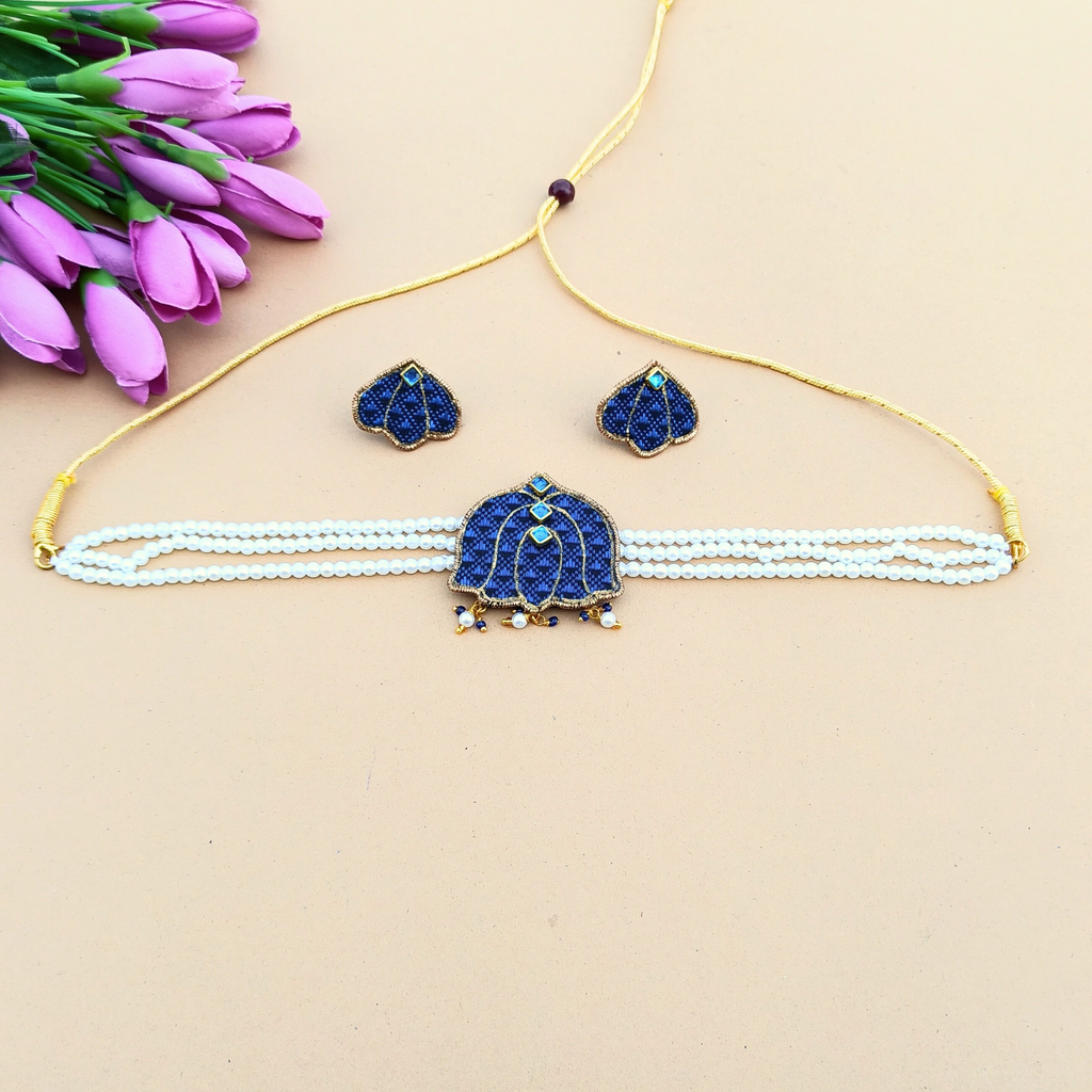 Neelanjala Choker