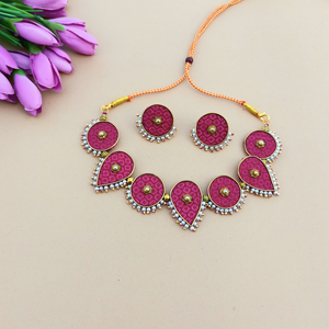 Komalika Khun Necklace