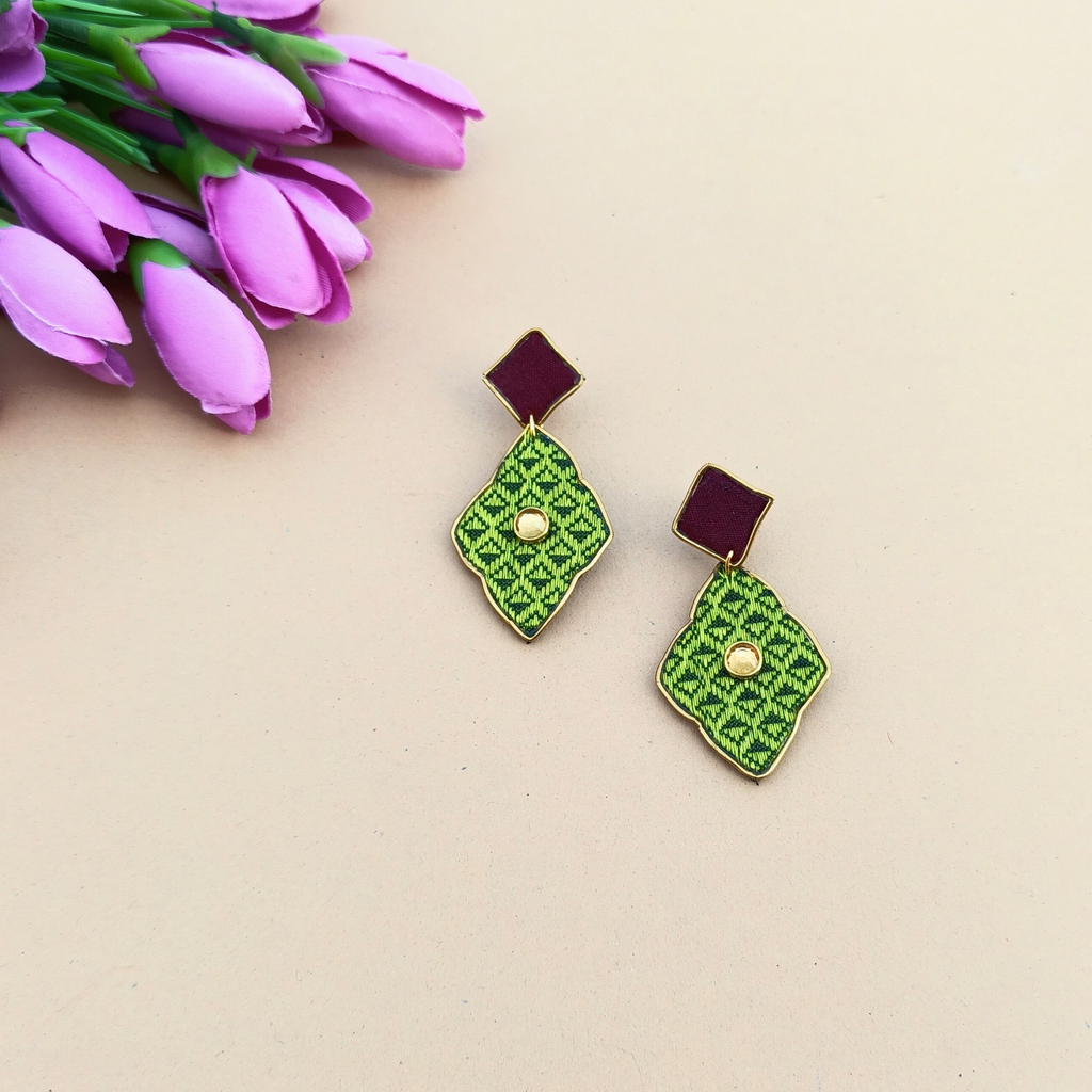 Noor Leaf Earrings