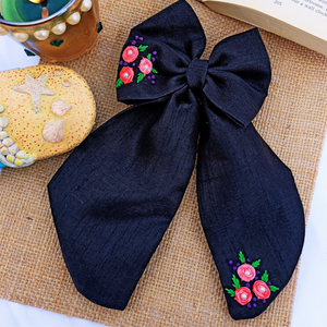 Black Embroidered Bow Hairclip