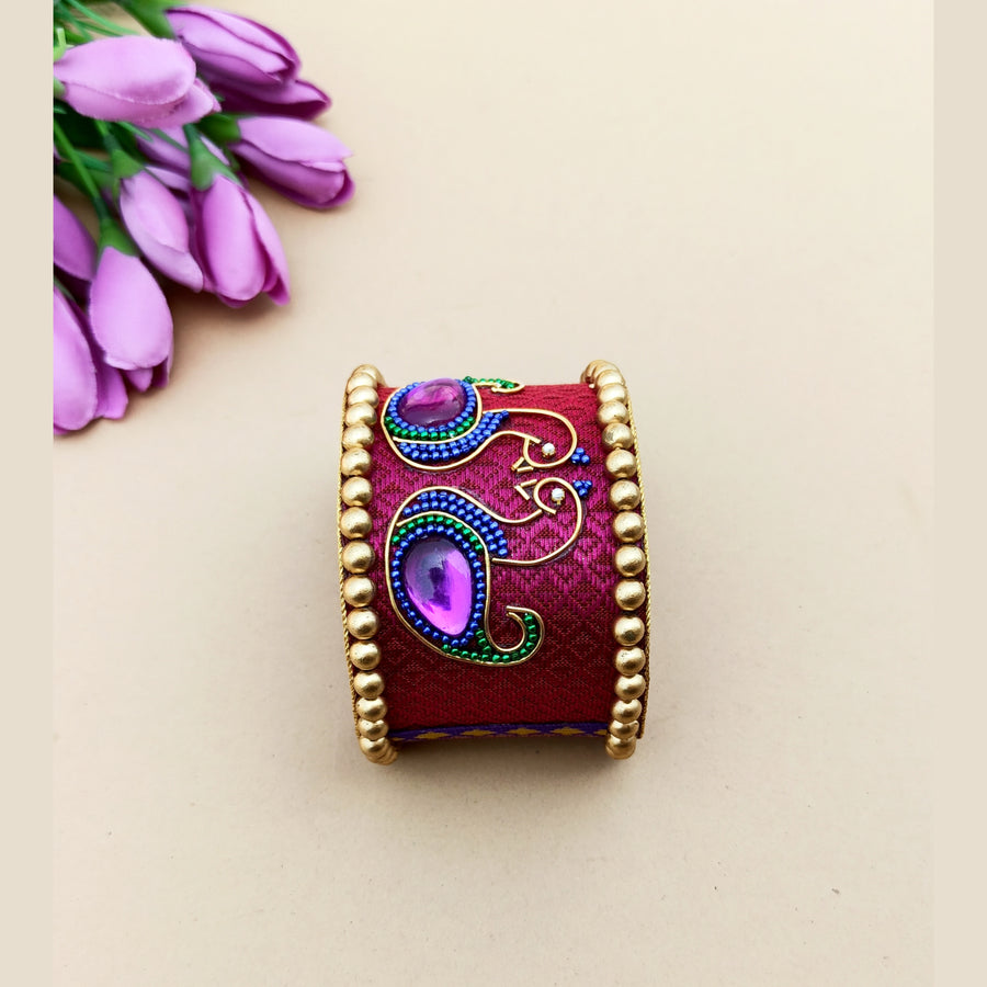 Peacock Handcuff