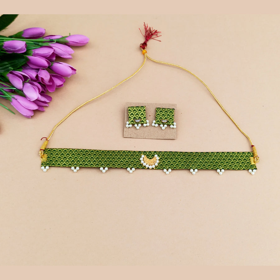 Green Khun Choker