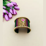 नथ Handcuff