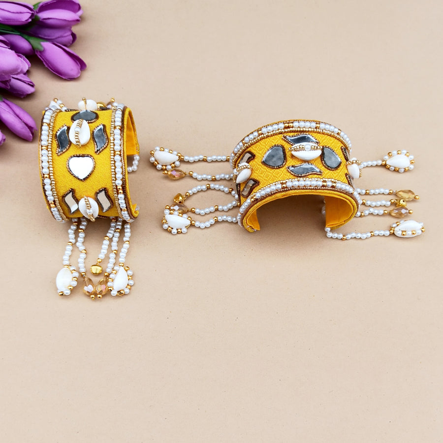 Haldi/Mehndi खण Fabric Jewellery Set