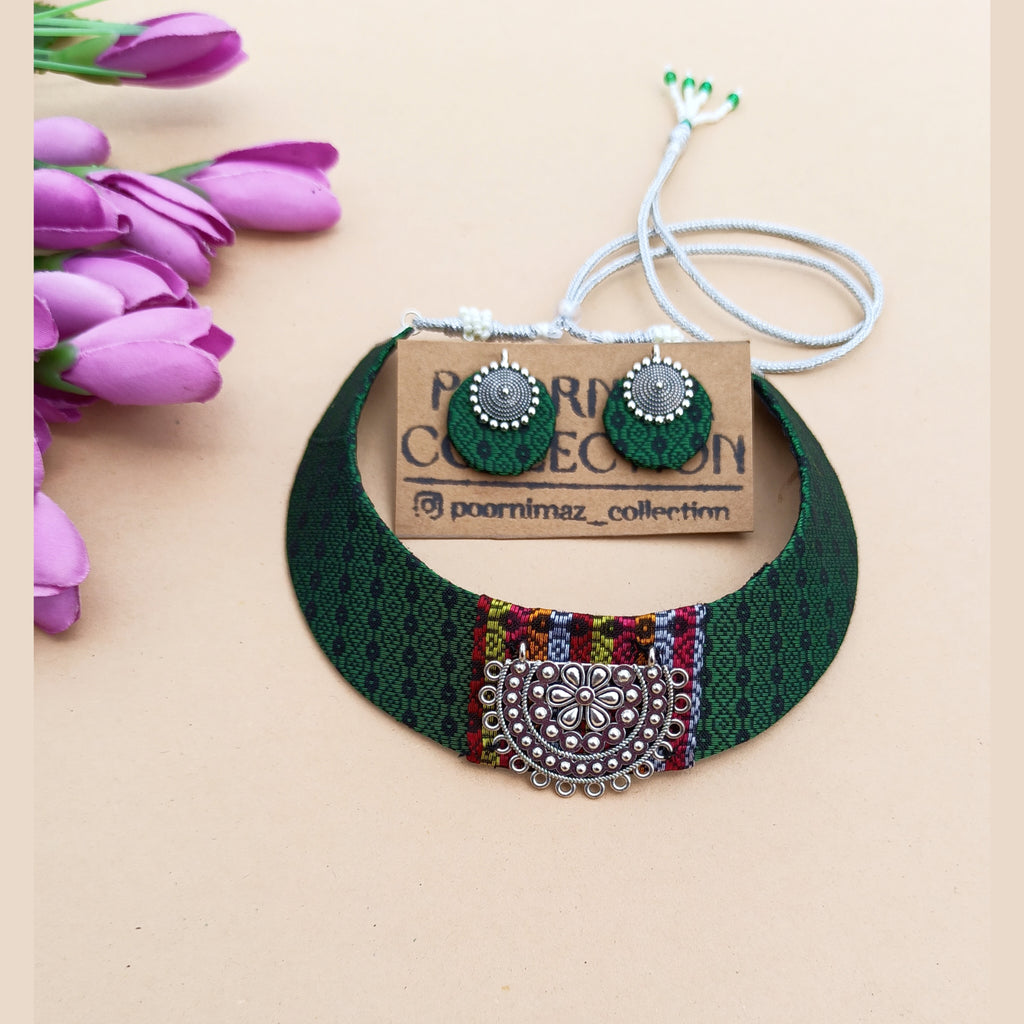 Green with Multicolour Khun Choker