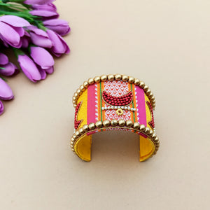 Chandrakor Handcuff
